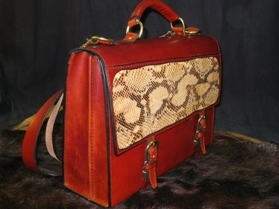 538991_399790346779561_1365915968_n